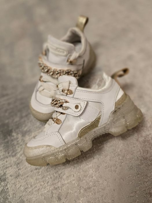 Monnalisa кецове