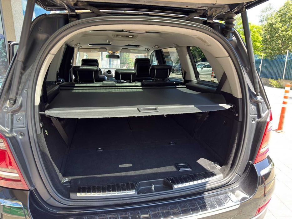Mercedes Benz GL 550