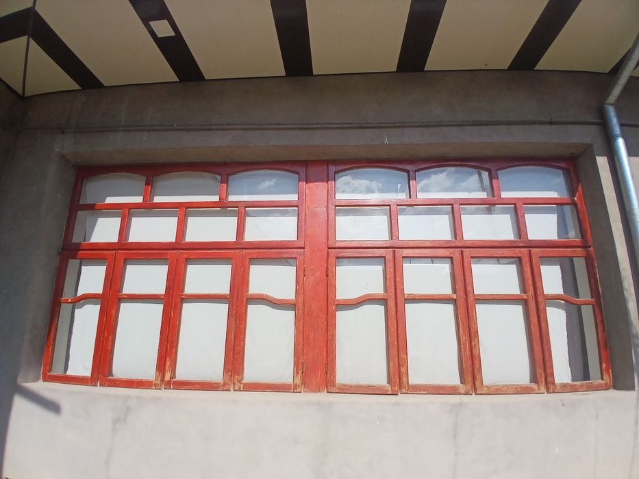 Katta o'lchamda rom sotiladi