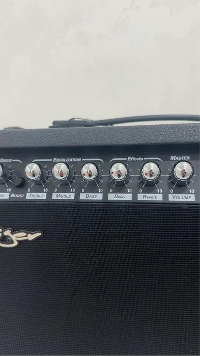 Комбоусилитель Для Электрогитары