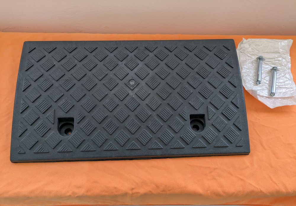 Нова рампа за мотоциклети и скутери