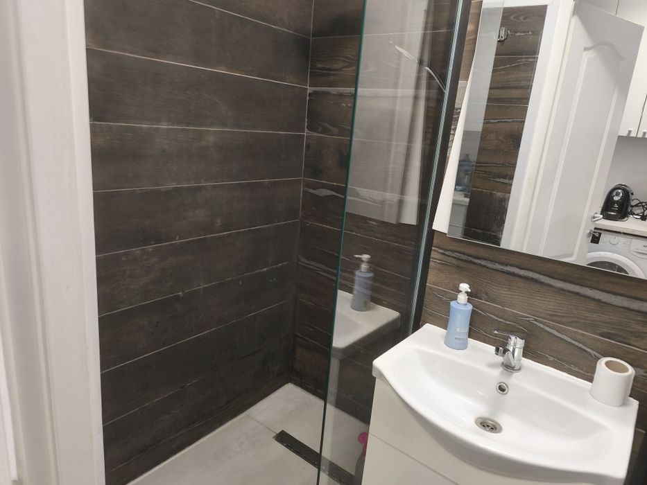 Vând garsonieră zona UTA, bloc renovat!