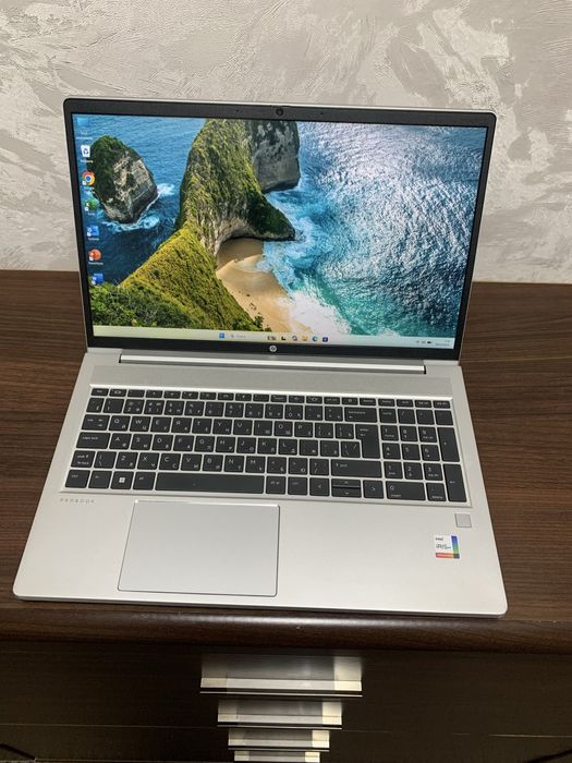 HP 2023г  (core i5-13gen, 8/256GB SSD, Windows 11) ноутбук