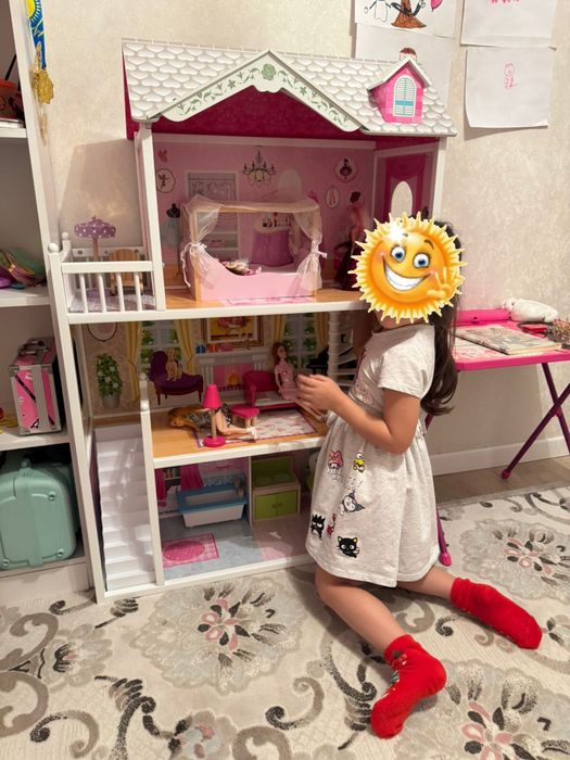 Домик кукольный. 3-7 лет.  В отл состояний
