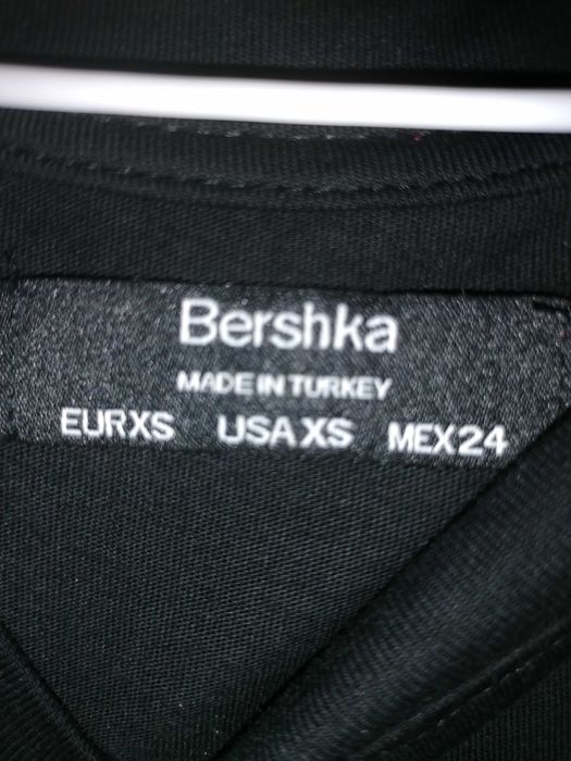 Рокля на Bershka р. Xs