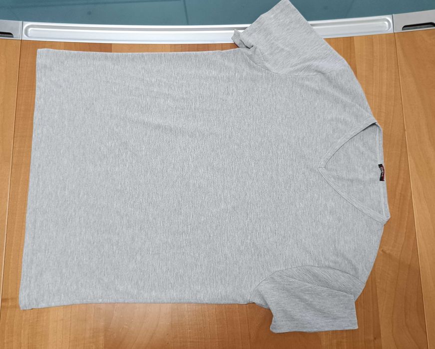 Dem-Като Нова-Тениска