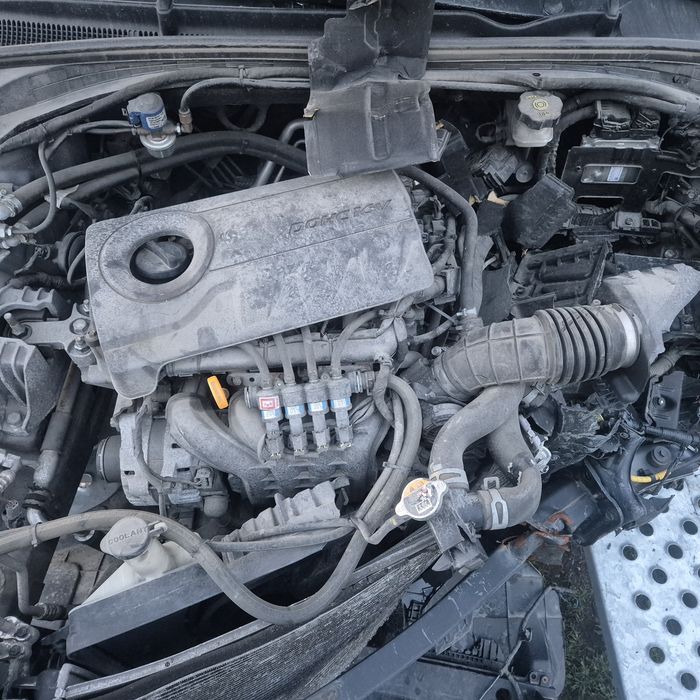 Hyundai i30 1.4 16v на части