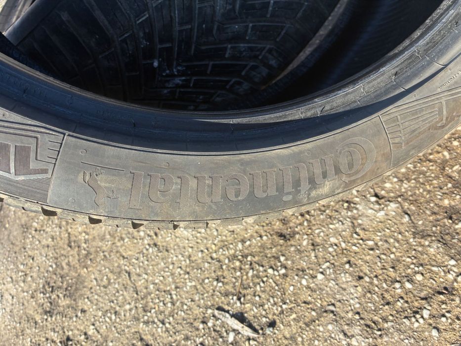 Всесезонни гуми CONTINENTAL 235/40/19 цената е за двете!