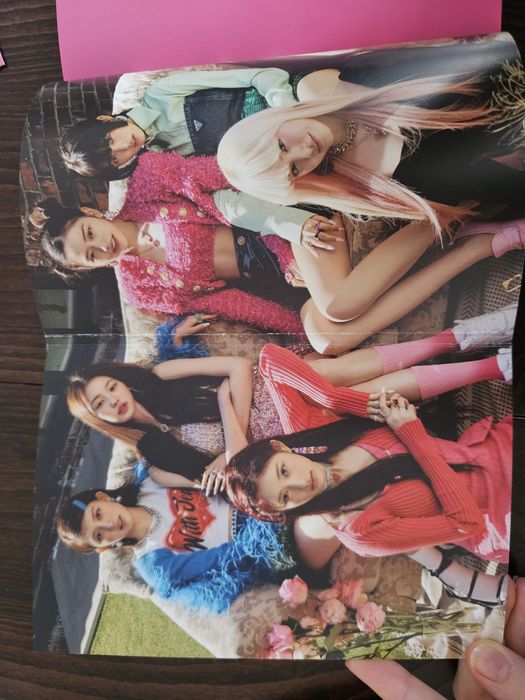 Kpop албум - IVE LOVE DIVE