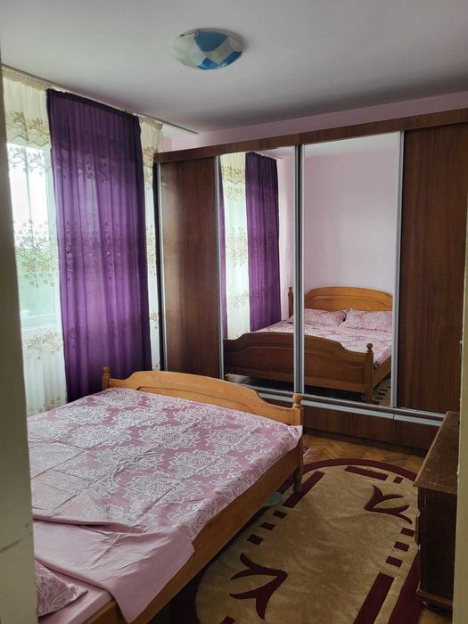 Apartament semidecomandat