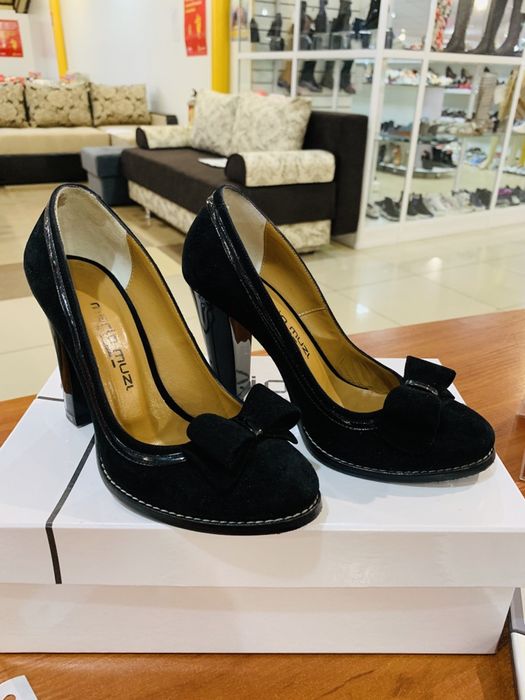 Продам туфли замша Mario muzi