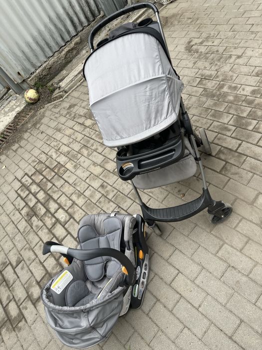 Прогулочная Коляска и Автолюлька Chicco Mini Bravo Plus
