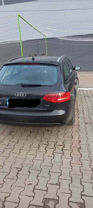 Audi a4 b8 2.0 143cp 2011