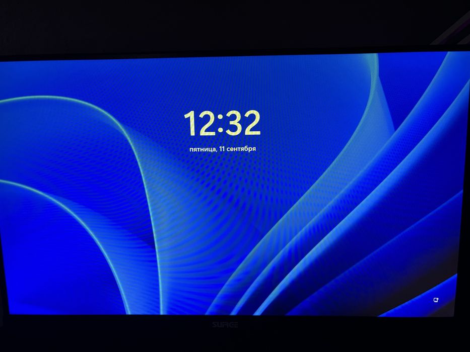 монитор SURGE 240HZ герц