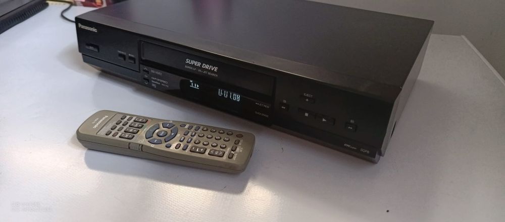 Video Panasonic Vhs model NV HV61 in stare perfecta