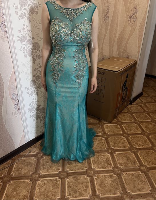 Көйлектер сатылады