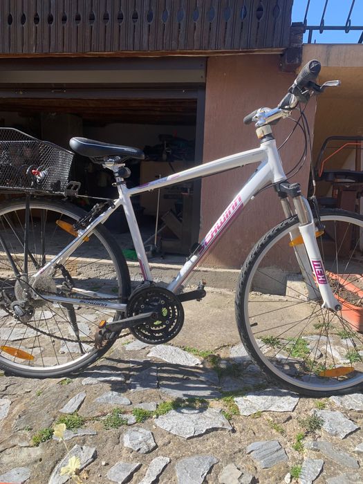 Vand bicicleta SCHWINN  SEARCER  600 lei