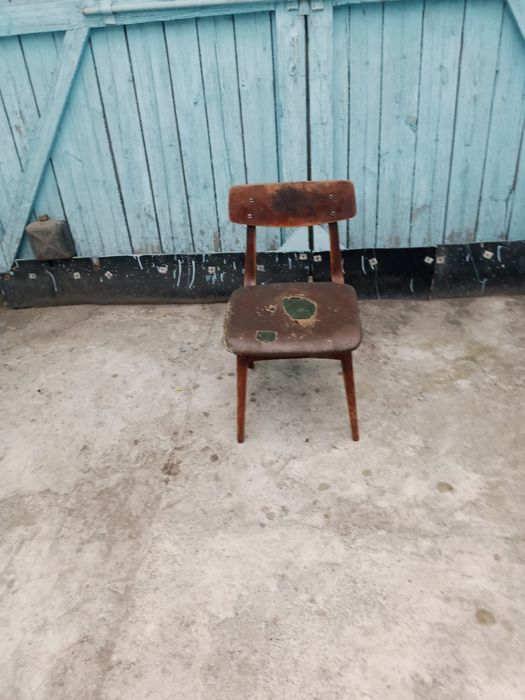 Стул классический.