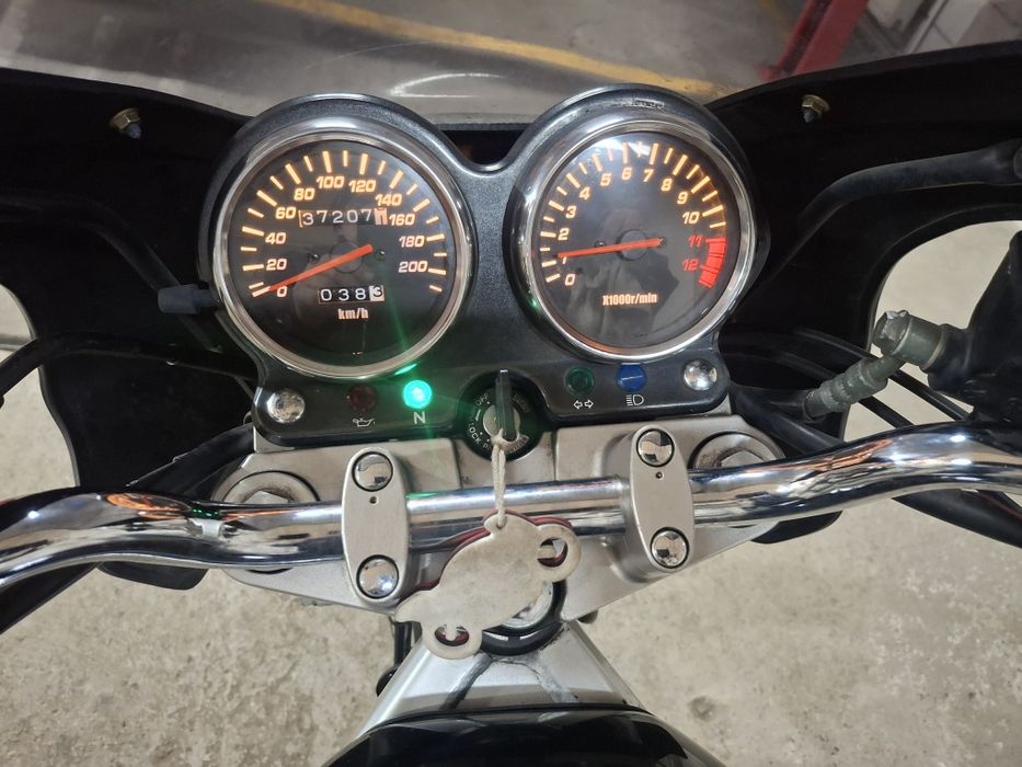 Suzuki GS500,  categ. A2