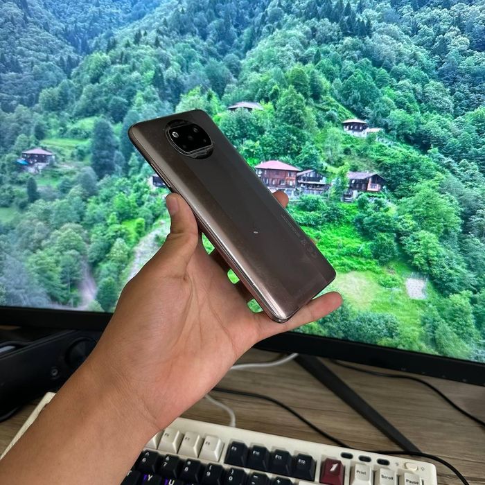 Poco X3 Pro tinniq 256 Gb karobkalik srochni