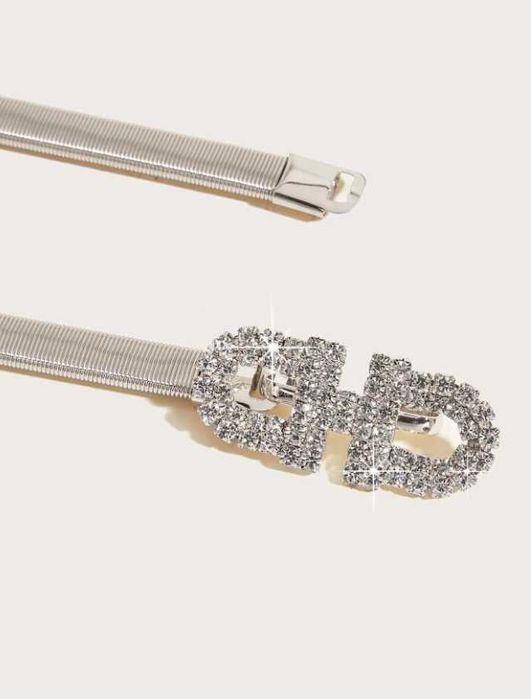 Елегантен колан с декорация от ринестони за рокля