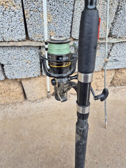 Удочки қармақтар сатылады