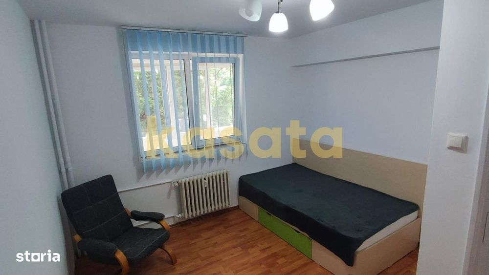 3 Camere de Închiriat