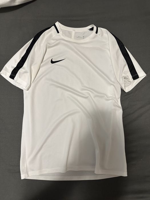 Мъжки спортни тениски Nike