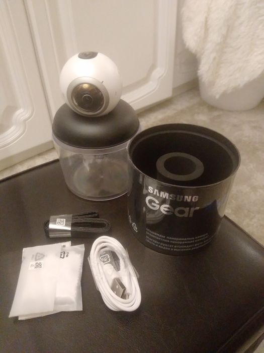 Компактная панорамная камера