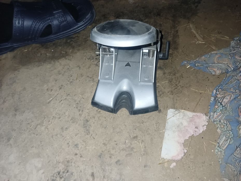 Дырокол новый не использованный