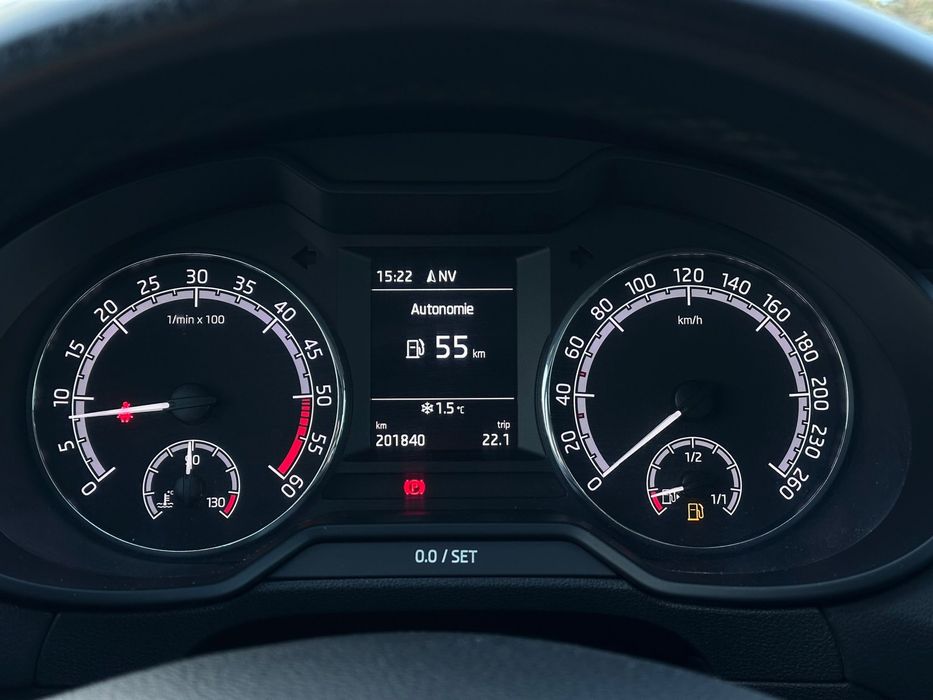 Skoda Octavia Style 1.6 - 116Cp Diesel / 2019 / Navigatie / CarPlay / Parktronic