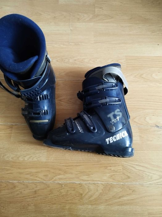 Ски обувки Tehnica