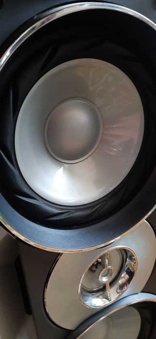 новые колонки фирмы sony