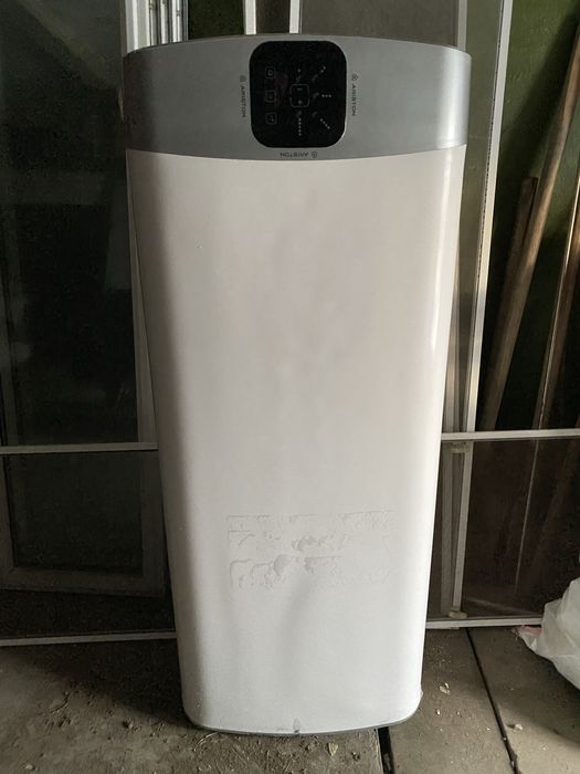 Водонагреватель "Ariston - 100л" НА ЗАПЧАСТИ