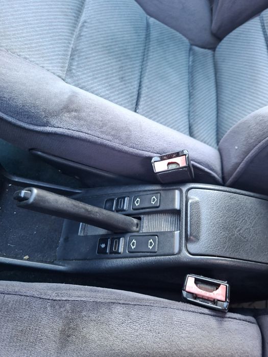 Лек автомобил "Пежо"