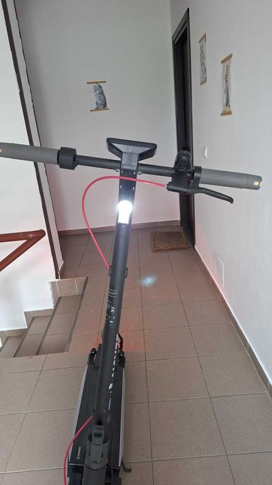 Trotineta electrica adulti, Navee S40, v max 25 km/h, autonomie 40 km,