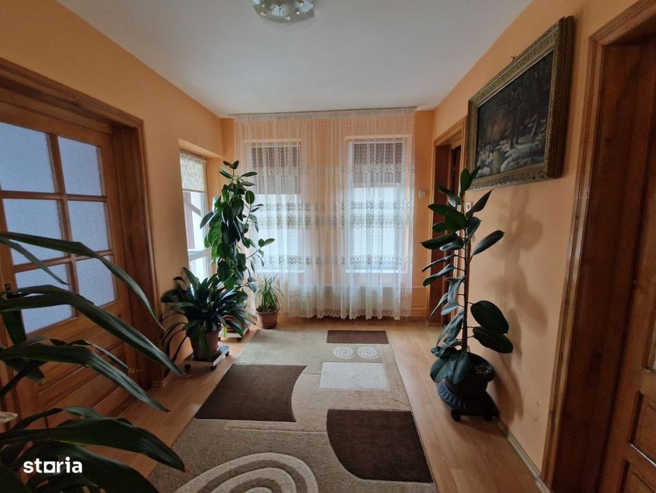 Casa duplex, 195 mp, strada G. Ureche