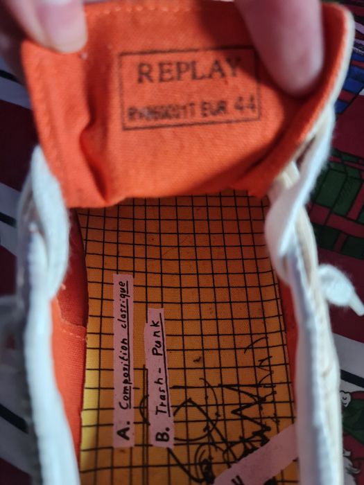 Tenesii bărbați replay