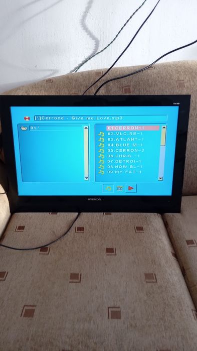 Телевизор 24 инча