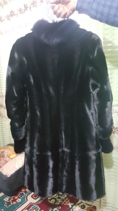 Shuba sotiladi srochna kelishtiramiz