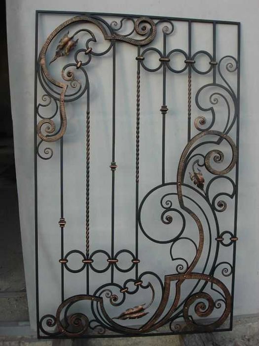 изготовление решеток и перил навесов