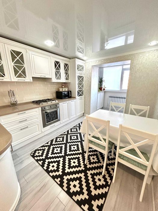 Продаётся 3 комн квартира