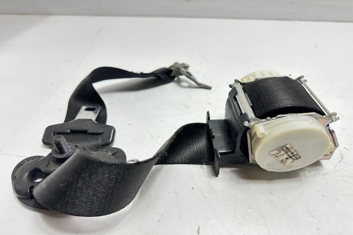 Centura siguranta stanga fata 33059848 BMW Seria 1 E87 seria