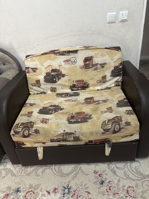 Продам кресло диван