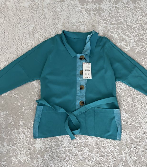 Продам женскую кофту