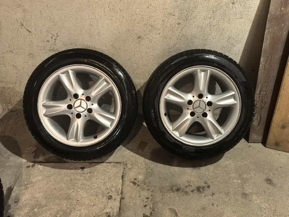 Джанти 16 за мерцедес с зимни гуми.