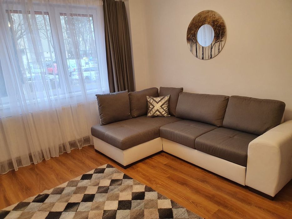 Apartament 2 camere decomandat de inchiriat