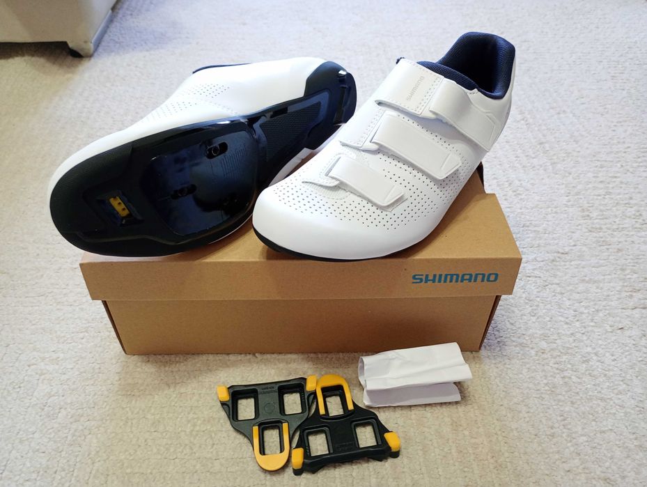 Pantofi ciclism sosea Shimano SH-RC102 + placute pedale Shimano SM-SH11