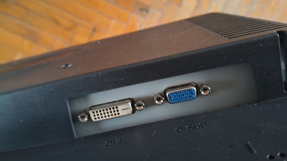 Монитор Phillips 22 in