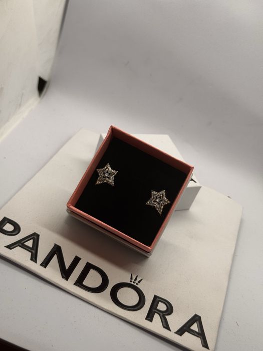 Пандора обеци Pandora